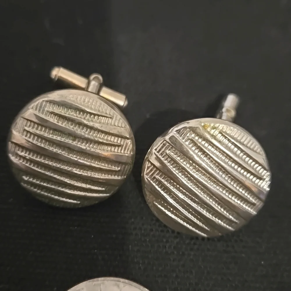 Vintage silver button Styled ribbed cuff links